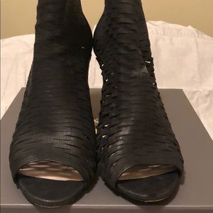 Vince camuto back zip. open toe mesh bootie